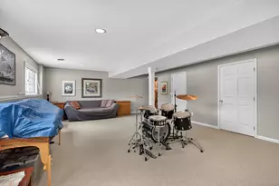 2205 Lake Wood Dr, Jackson, MI 49203 - Photo 36