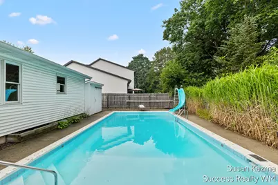 4425 Lucas Drive SW, Grandville, MI 49418 - Photo 2