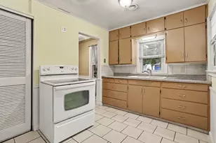 1020 S Division St, Whitehall, MI 49461 - Photo 10