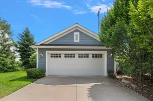 548 Lovett Ave SE, East Grand Rapids, MI 49506 - Photo 70