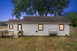 75 4th St, Plainwell, MI 49080 - Photo 1