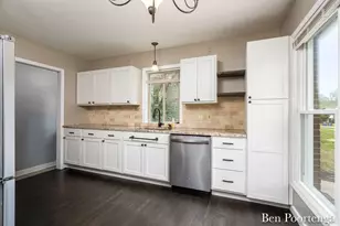 1435 Philadelphia Ave SE, Grand Rapids, MI 49507 - Photo 10