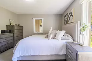 31 Forest Hills Dr, Holland, MI 49424 - Photo 22