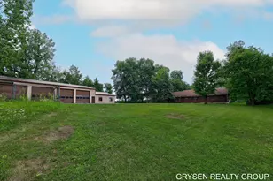 13815 Cypress Ave, Sand Lake, MI 49343 - Photo 36