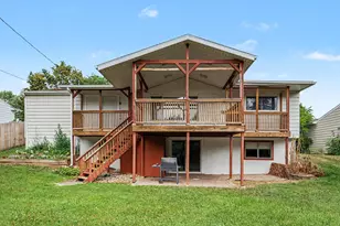 2117 Cogswell Dr, Lansing, MI 48906 - Photo 2