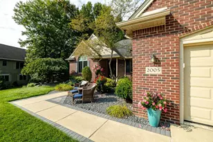 2005 Chestnut Crescent, Saline, MI 48176 - Photo 2