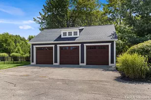 990 Riley St, Hudsonville, MI 49426 - Photo 6