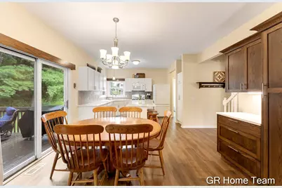 7436 Las Palmas Drive NE, Rockford, MI 49341 - Photo 4