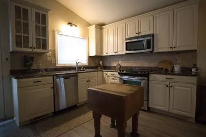 8683 Club House Drive, Brighton, MI 48116 - Photo 14