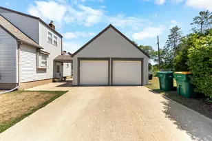 1642 Holmes Rd, Ypsilanti, MI 48198 - Photo 4