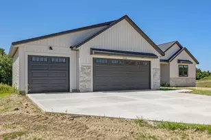 3266 Stonehill Ct, Wayland, MI 49348 - Photo 4
