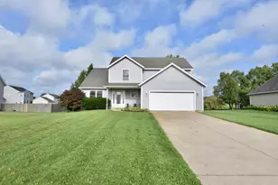 4697 Lauren Ln, Saint Joseph, MI 49085 - Photo 1