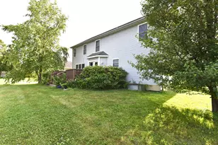 4697 Lauren Ln, Saint Joseph, MI 49085 - Photo 26