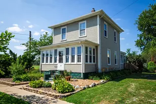 24 W Linden Street W, Three Oaks, MI 49128 - Photo 2