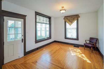 24 W Linden Street W, Three Oaks, MI 49128 - Photo 10