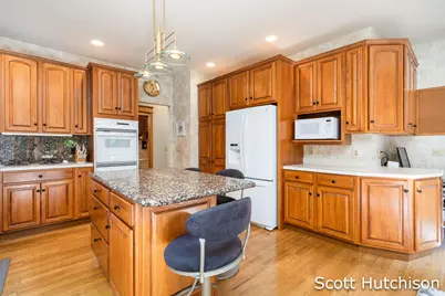 112 Stonehenge Drive SW, Grandville, MI 49418 - Photo 6