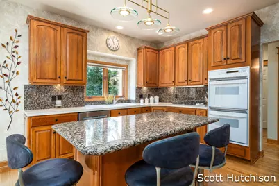 112 Stonehenge Drive SW, Grandville, MI 49418 - Photo 8