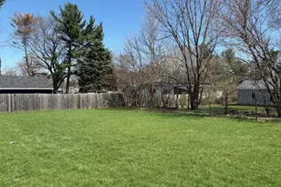608 W Michigan, Paw Paw, MI 49079 - Photo 10