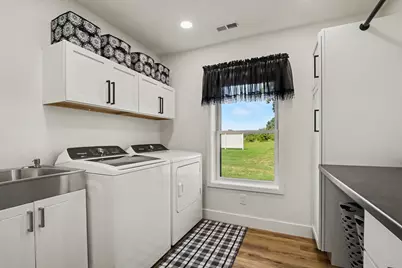 19061 M-60, Three Rivers, MI 49093 - Photo 18