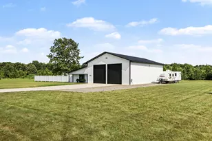19061 M-60, Three Rivers, MI 49093 - Photo 2