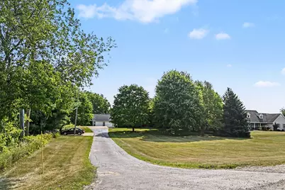 1900 Oak Grove Road, Howell, MI 48855 - Photo 2