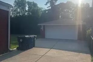 9266 Berwyn Ave, Bedford, MI 48239 - Photo 2