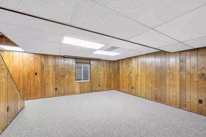 1592 Brentwood Drive, Troy, MI 48098 - Photo 28