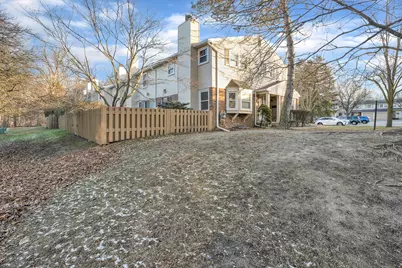 1592 Brentwood Drive, Troy, MI 48098 - Photo 6