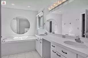 1431 Provincial Dr, Troy, MI 48084 - Photo 22