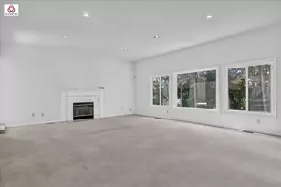 1431 Provincial Dr, Troy, MI 48084 - Photo 14