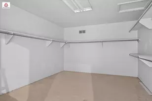 1431 Provincial Dr, Troy, MI 48084 - Photo 18