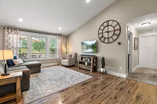 1812 Sunquest Ave, Dorr, MI 49323 - Photo 18