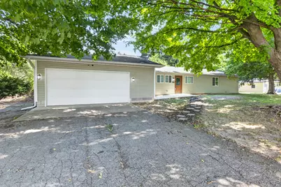 15286 Ackerson Drive, Battle Creek, MI 49014 - Photo 2