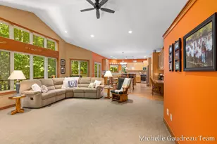 6244 Black Creek Dr, Middleville, MI 49333 - Photo 10