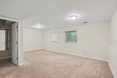 2376 Strathmore Street, Kalamazoo, MI 49009 - Photo 18