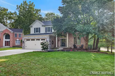 2554 Woodcreek Court SE, Grand Rapids, MI 49546 - Photo 2