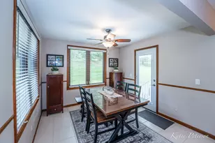 4488 N Valley Dr NE, Grand Rapids, MI 49525 - Photo 8