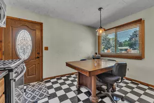 11148 Jackson St, Belleville, MI 48111 - Photo 8
