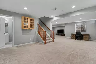 26123 Cornell Dr, South Lyon, MI 48178 - Photo 26