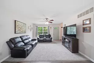 7966 Village Green Ln, Parma, MI 49269 - Photo 4