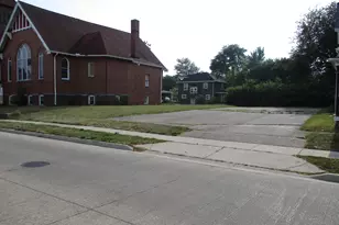 608 Greenwood Pl, Jackson, MI 49203 - Photo 1