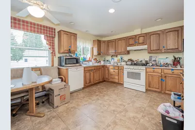 350 Frakes Street, Vicksburg, MI 49097 - Photo 10