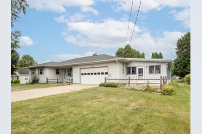 350 Frakes Street, Vicksburg, MI 49097 - Photo 1