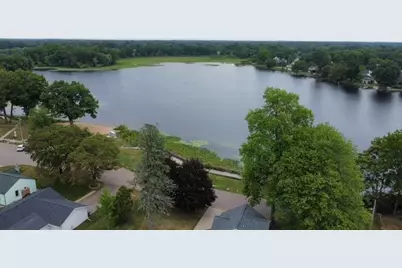 350 Frakes Street, Vicksburg, MI 49097 - Photo 2