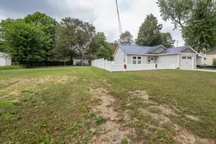 314 S Linden St, Marshall, MI 49068 - Photo 4