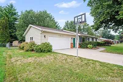 7635 Hollyhock Avenue, Jenison, MI 49428 - Photo 4