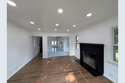 24713 Lois Lane, Southfield, MI 48075 - Photo 4