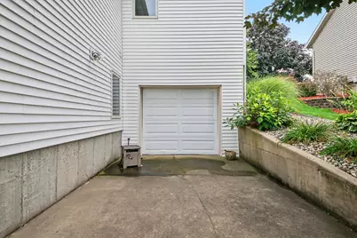 10633 Bridgewater Drive, Zeeland, MI 49464 - Photo 40