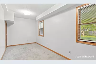 3675 Bluebird Avenue SW, Wyoming, MI 49519 - Photo 22