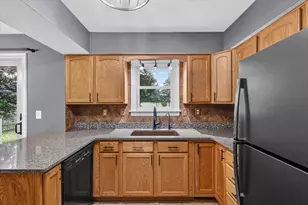 12043 S Sprinkle Rd, Vicksburg, MI 49097 - Photo 16